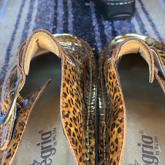 Alegria Clogs - Picture 3 of 5